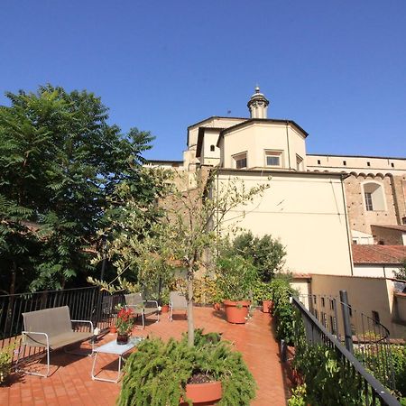 Domus Giorgio Apartment ฟลอเรนซ์ ภายนอก รูปภาพ