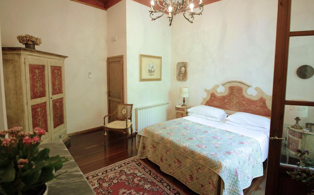 Domus Giorgio Apartment ฟลอเรนซ์ ภายนอก รูปภาพ