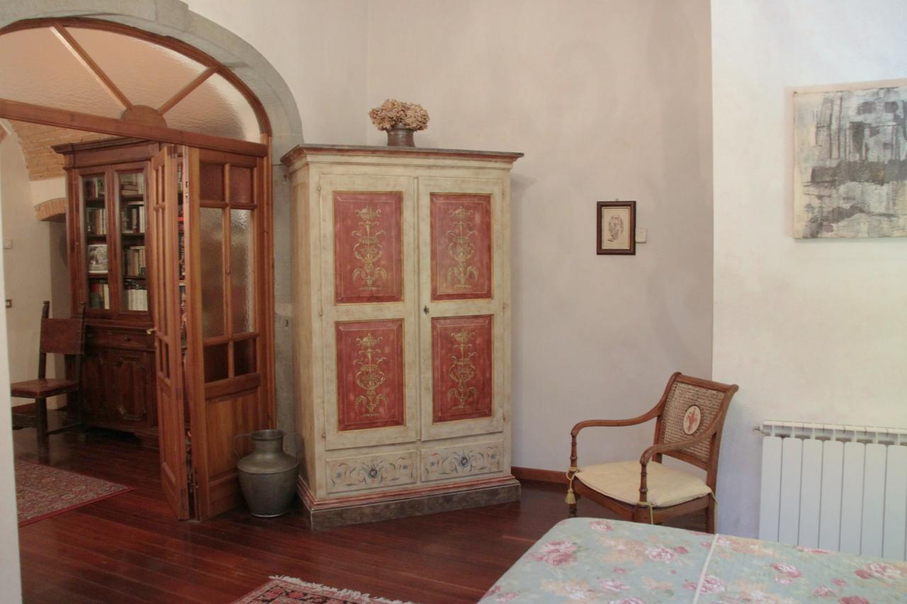 Domus Giorgio Apartment ฟลอเรนซ์ ภายนอก รูปภาพ