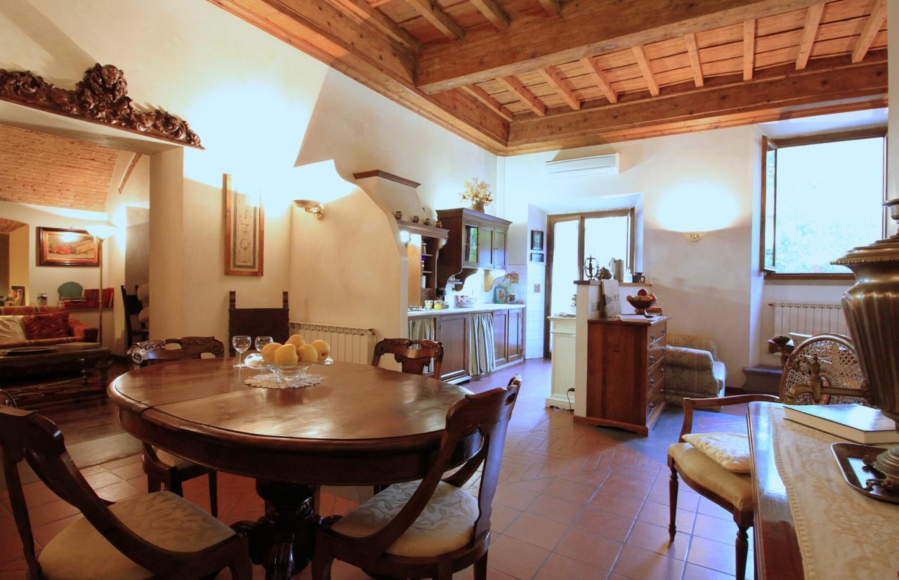 Domus Giorgio Apartment ฟลอเรนซ์ ภายนอก รูปภาพ